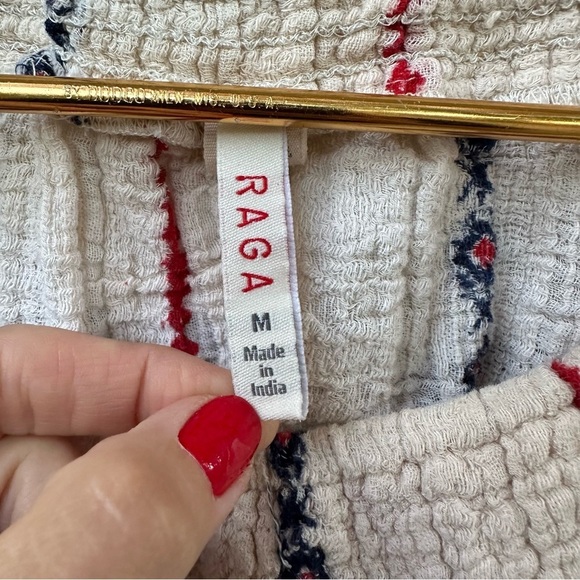 Anthro Raga Amalia Cotton Off Shoulder Top in Ivory Gauze - Picture 6 of 11